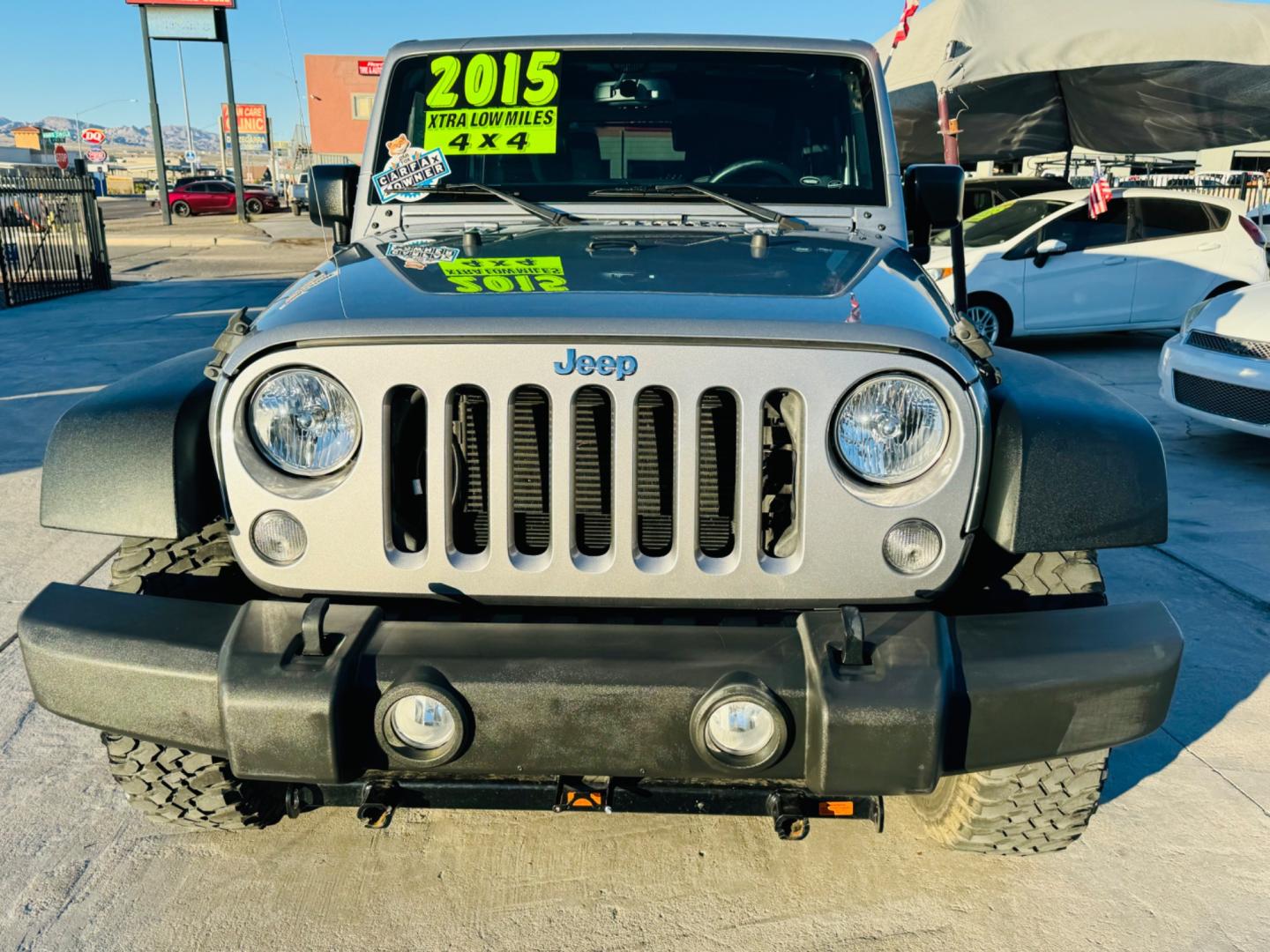 2015 Silver /black Jeep Wrangler (1C4BJWCG3FL) , located at 2190 Hwy 95, Bullhead City, AZ, 86442, (928) 704-0060, 0.000000, 0.000000 - 2015 Jeep wrangler Rubicon. automatic hard top. only 15545 miles. *1 owner. super super clean. always garaged. local jeep. free and clear title. has brackets in front to tow behind. - Photo#2